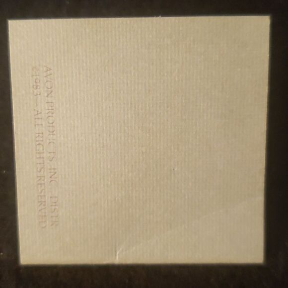 Vintage 1983 Avon "Memories... Are For Sharing" Porcelain Musical Trinket Box - Picture 14 of 15